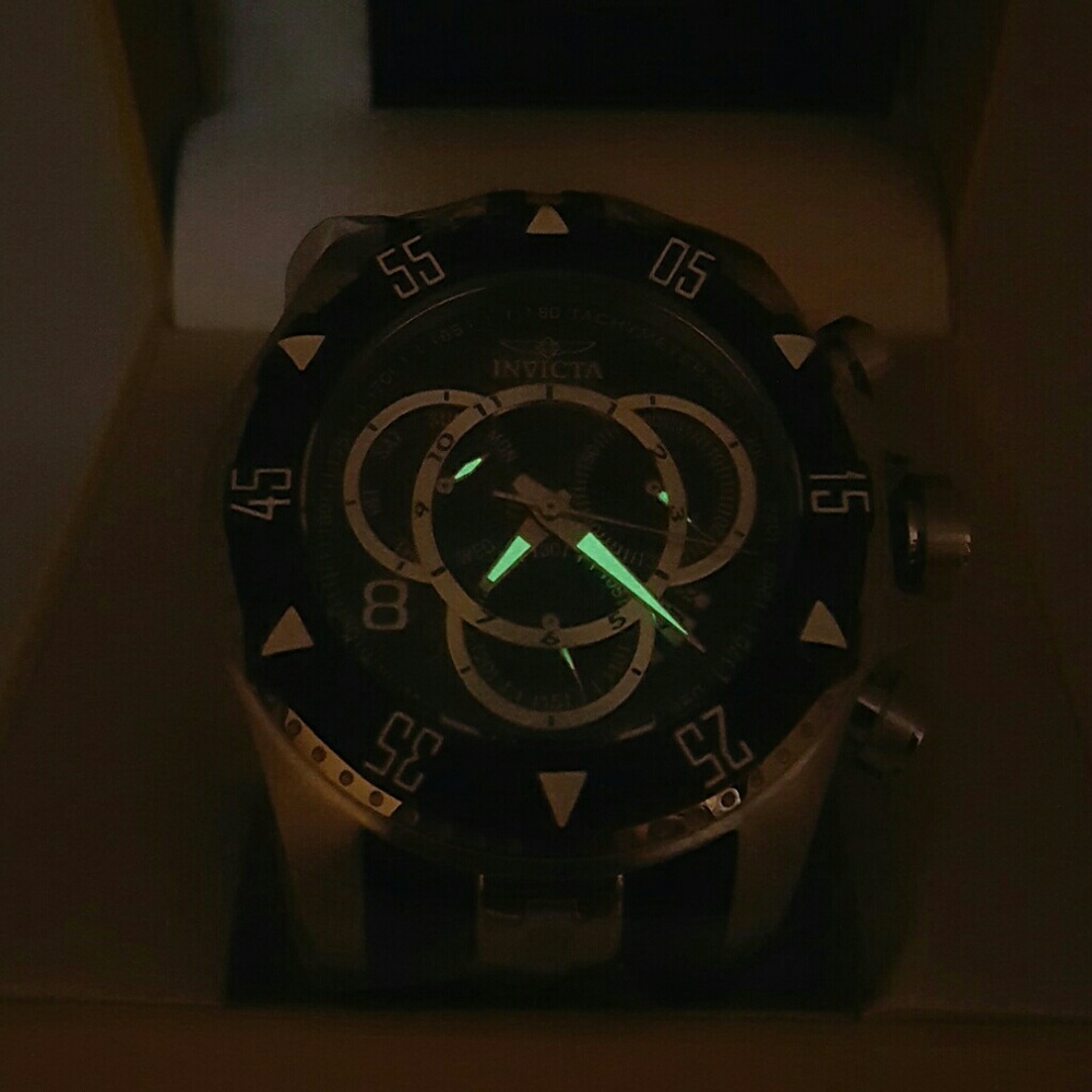 Big sale,(1 IN STOCK)$1100 Invicta Excursion - Picture 3 of 6